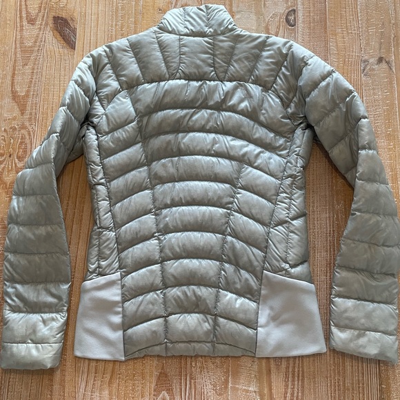 The North Face down jacket - Picture 3 of 5